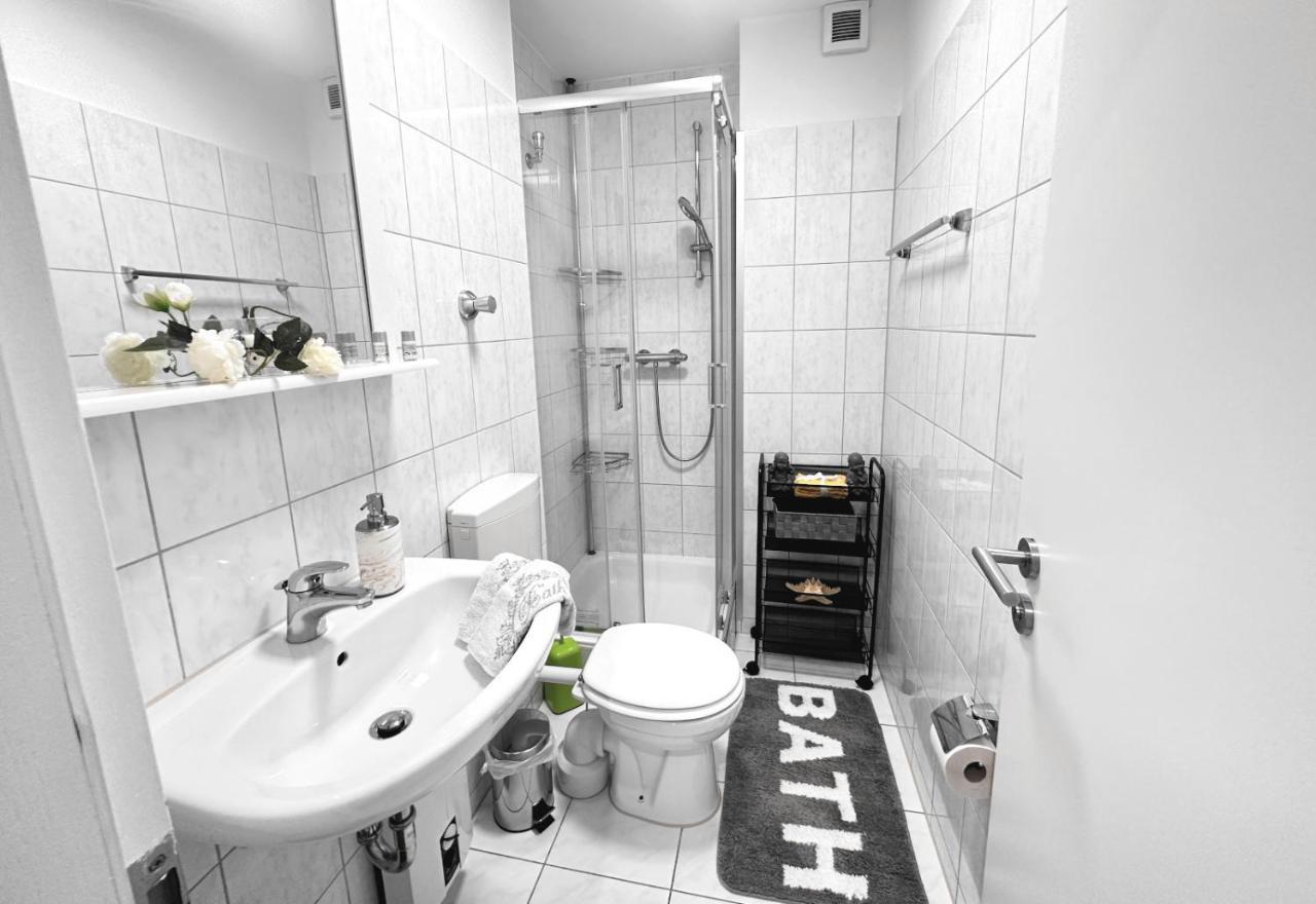 Vaz Apartments Essen, Kueche, Wlan, Tv, Netflix, Ca 15 Min Messe U Hbf מראה חיצוני תמונה